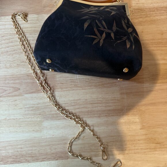 Chinese Clutch Handbag with Shoulder Strap - Picture 6 of 6
